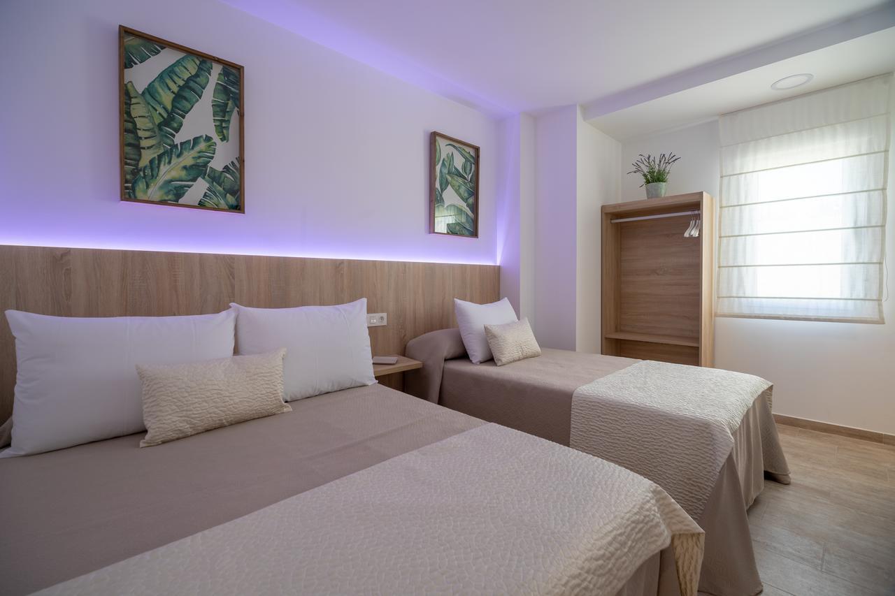 Hotel Petit Malaga Congress Esterno foto