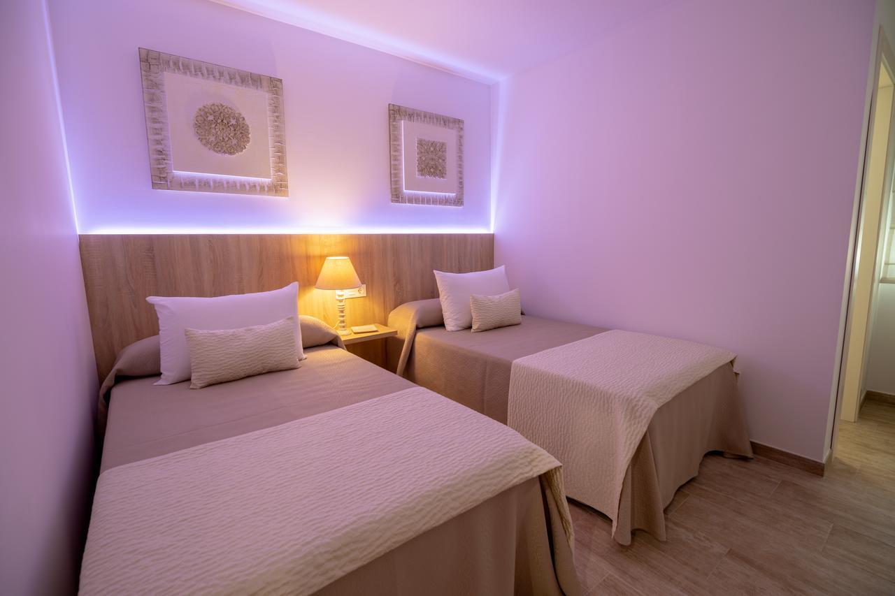 Hotel Petit Malaga Congress Esterno foto